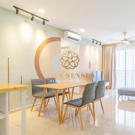 Ferienwohnung Kenwingston Avenue By Five Senses Kuala Lumpur Exterior foto