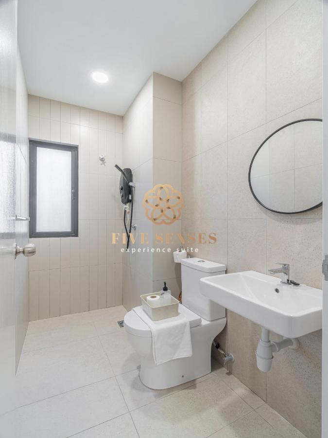 Ferienwohnung Kenwingston Avenue By Five Senses Kuala Lumpur Exterior foto