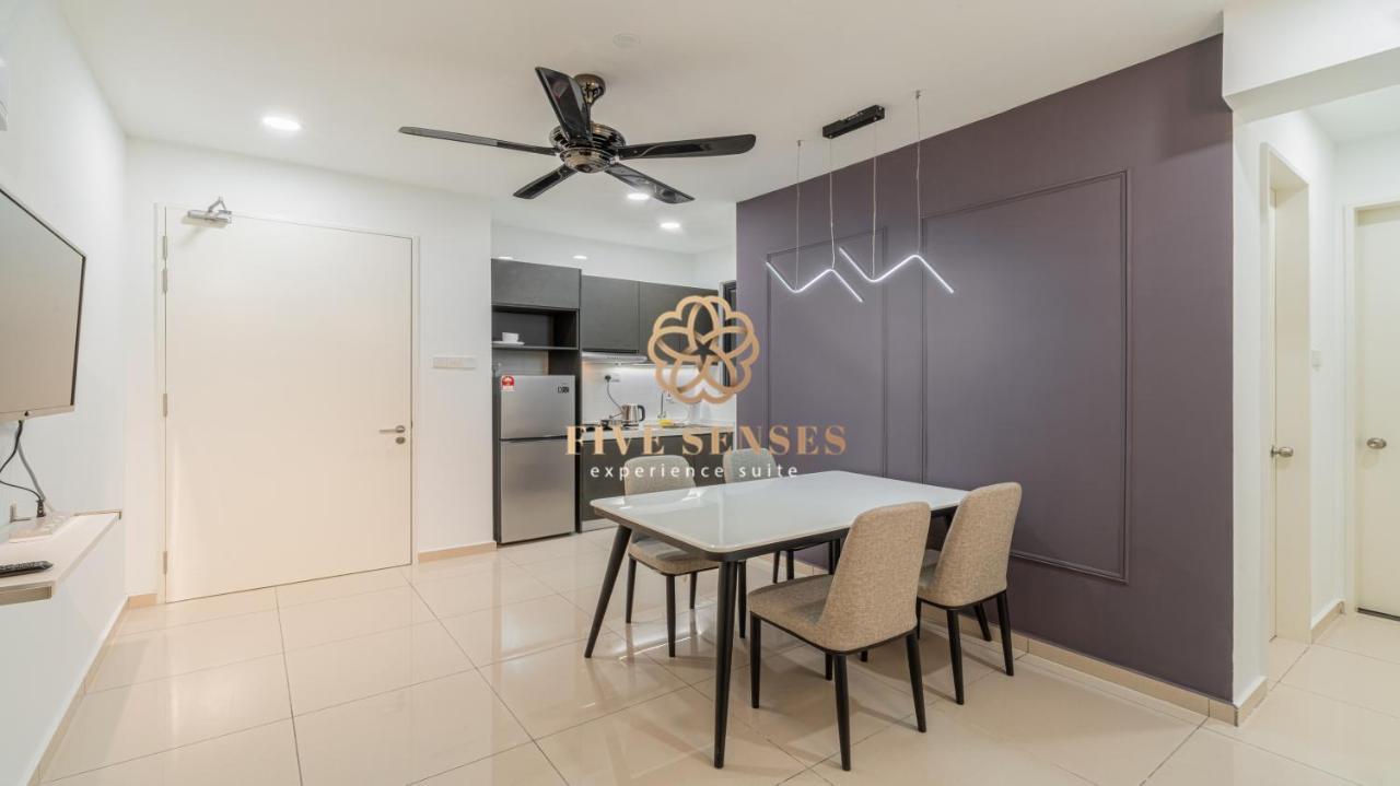 Ferienwohnung Kenwingston Avenue By Five Senses Kuala Lumpur Exterior foto