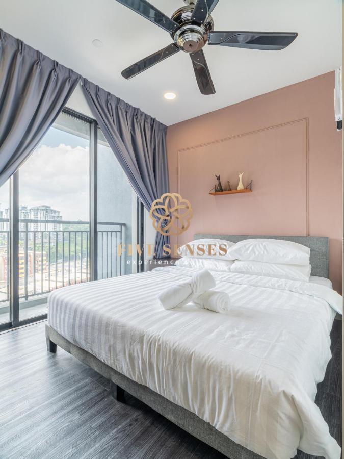 Ferienwohnung Kenwingston Avenue By Five Senses Kuala Lumpur Exterior foto