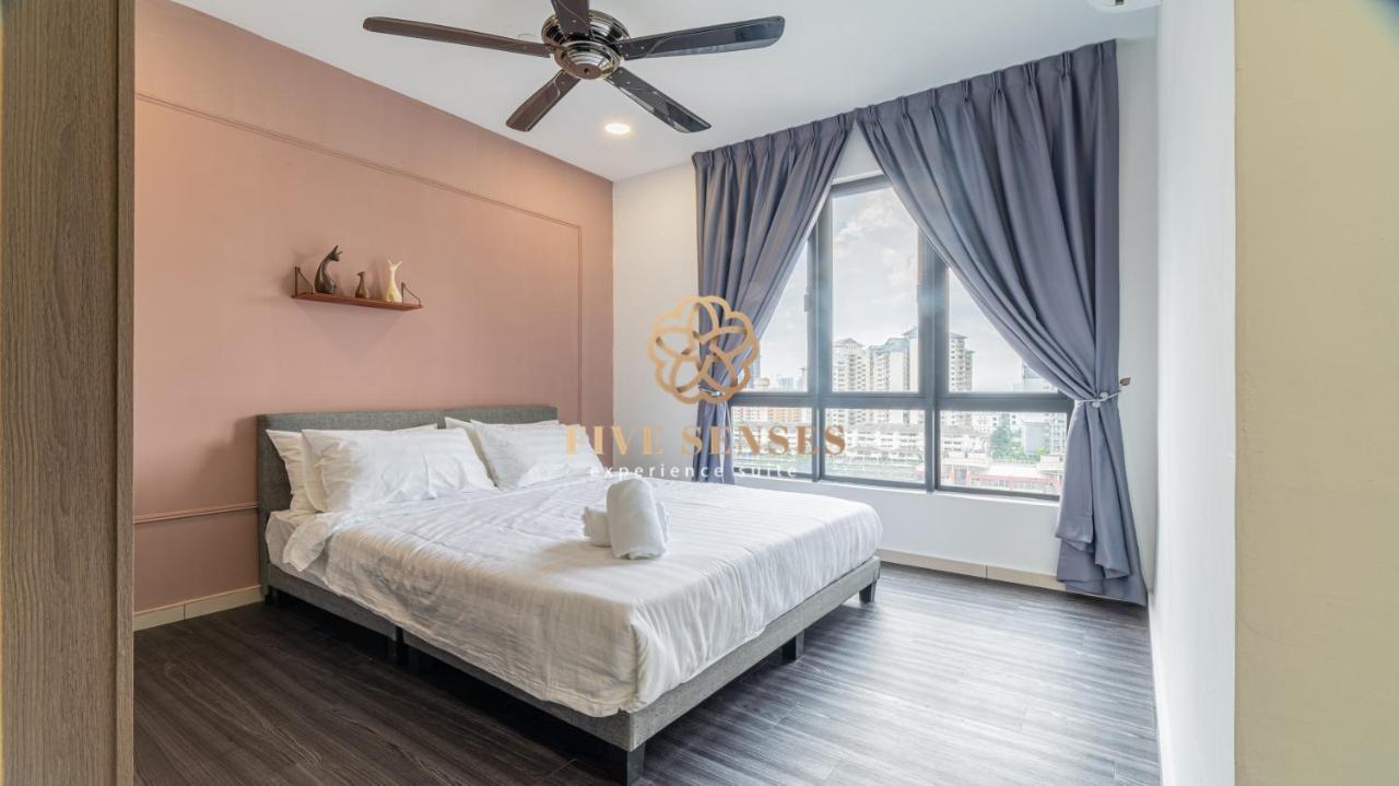 Ferienwohnung Kenwingston Avenue By Five Senses Kuala Lumpur Exterior foto